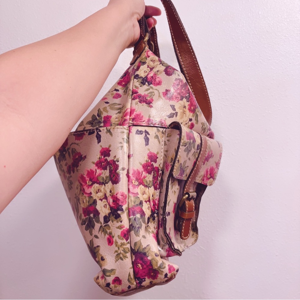 Patricia Nash Rose Leather Crossbody Bag - Picture 2 of 6